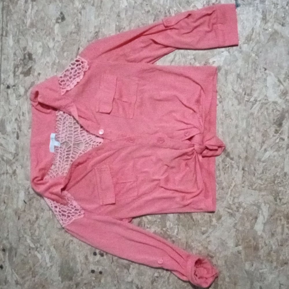 Pink mid sleeve shirt